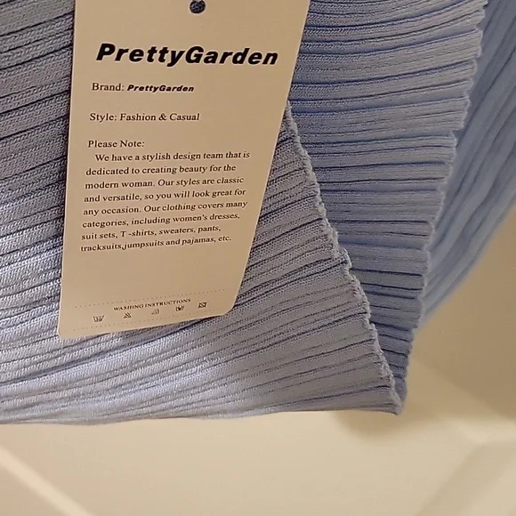 Sleeveless Ribbed Maxi Dress in Light Blue - Picture 4 of 5